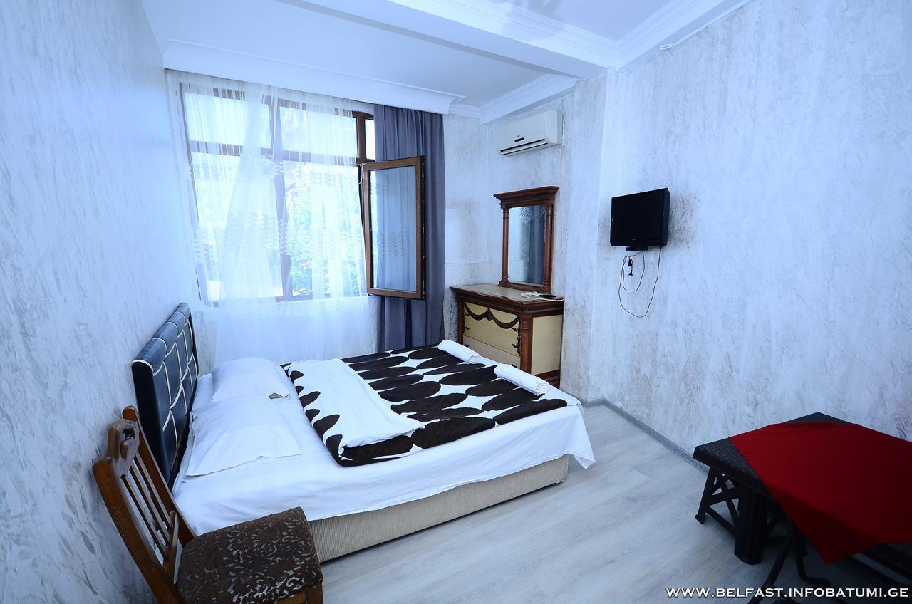 Hotel Belfast Batumi Exterior foto
